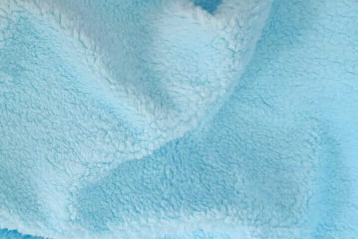 Tecido carapinha: descubra por que ele é o queridinho do inverno