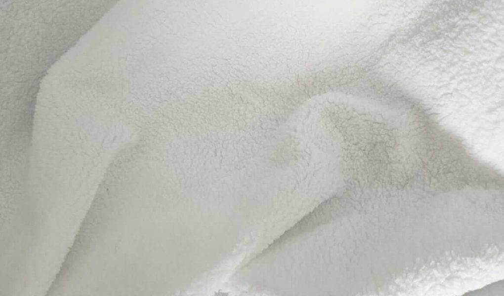 Conheça os diferentes tipos de tecidos para decoração e seus benefícios